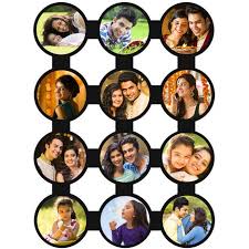 A Personalized collage photo frame